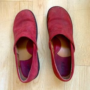Born Red Leather Clogs